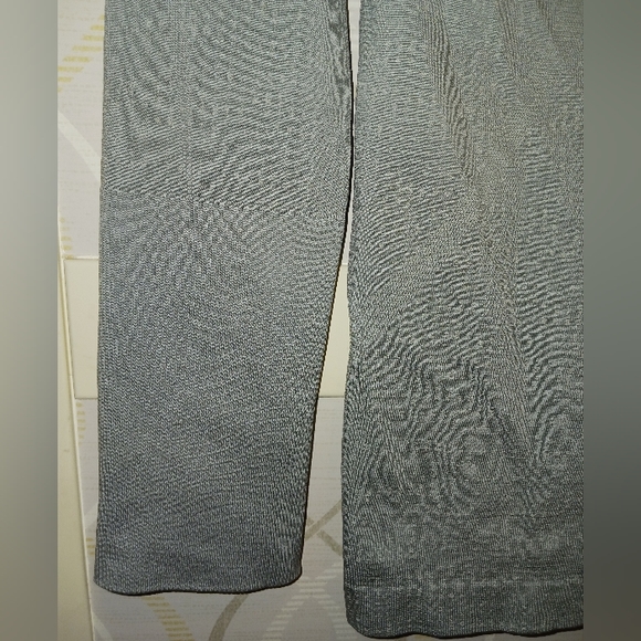 2.0 Lululemon Swiftly Tech Long Sleeve - Picture 11 of 15